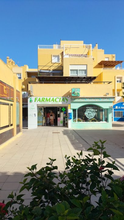 Farmacia Apotheke Farmacia Las Garzas Urbanizacion en Roquetas de Mar