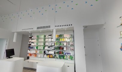 Farmacia CENTRO DE NUTRICION AINHOA Y PARAFARMACIA en Vitoria
