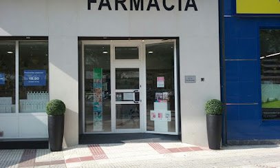 Farmacia FARMACIA ANA FLORES MENDINUETA en Pamplona