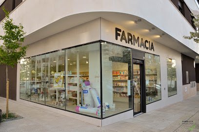 Farmacia FARMACIA PILAR AZCONA RIPAGAINA en Burlada