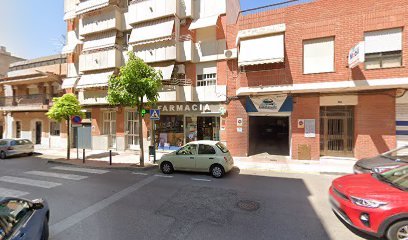 Farmacia Farmacia 12 HORAS El Remei Mutxamel Lda. Isabel Velazquez De Castro y Ais en Mutxamel
