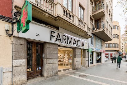 Farmacia Farmacia 31 de Desembre (Trian Sbert) | Grupo 1915. Farmacia 12 horas. en Palma