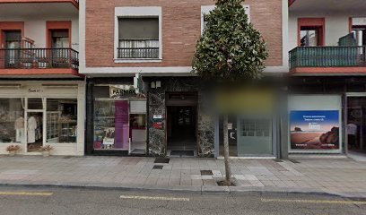 Farmacia Farmacia Ana Estrada en Oviedo