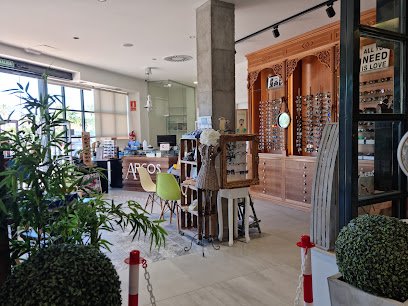 Farmacia Farmacia Aragon. Lda. Carmen Almagro Aragon en Estepona