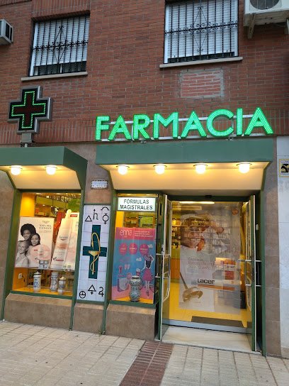 Farmacia Farmacia Carrascosa Moreno en Sevilla