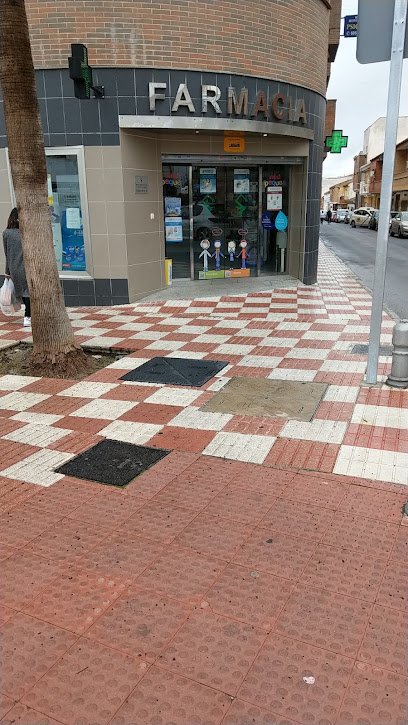 Farmacia Farmacia Corzo Valero CB ahora Farmacia Torres 12H en Churriana de la Vega