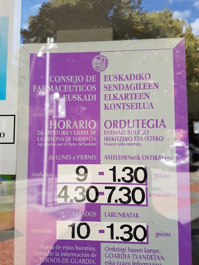 Farmacia Farmacia "Gomez de Balugera Anzola" en Vitoria
