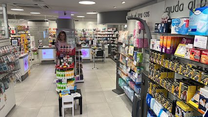 Farmacia Farmacia Nuria Novell en Cerdanyola del Valles