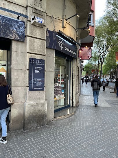 Farmacia Farmacia Pia en Barcelona