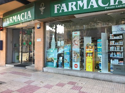 Farmacia Farmacia Puente Ladrillo Dermocosmetica Ortopedia en Salamanca