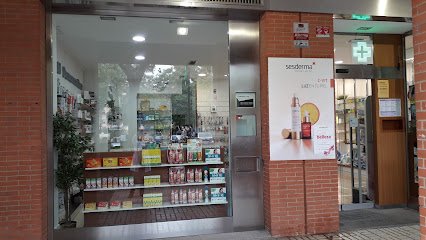 Farmacia Farmacia Sin Fronteras en Sevilla