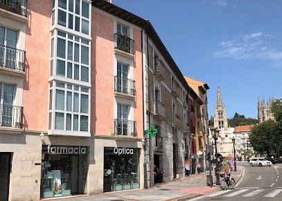 Farmacia Farmacia optica Vega Lda. M Pilar Tomas Garcia en Burgos