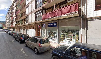 Farmacia Parafarmacia Zu ta biok en Ugao-Miraballes